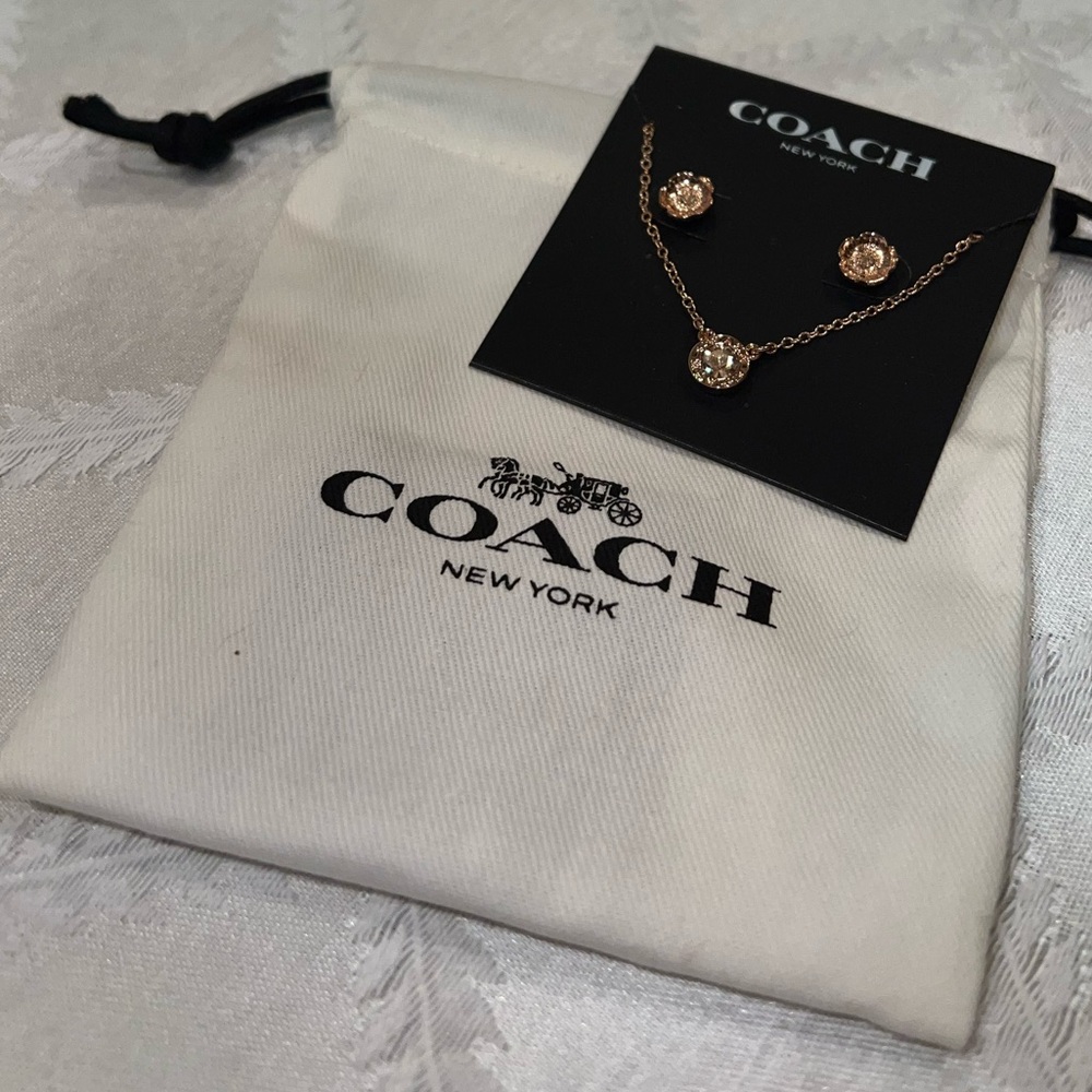Coach Signature Stone Tea Rose 3-Piece Jewelry Set